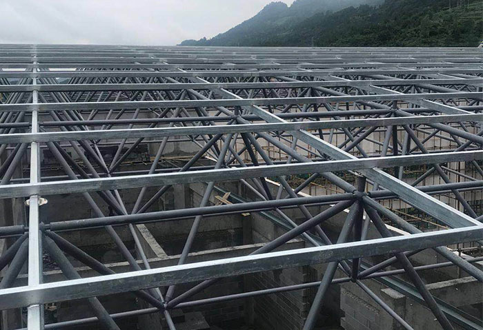 侯马仁怀冠英学校艺体楼网架
